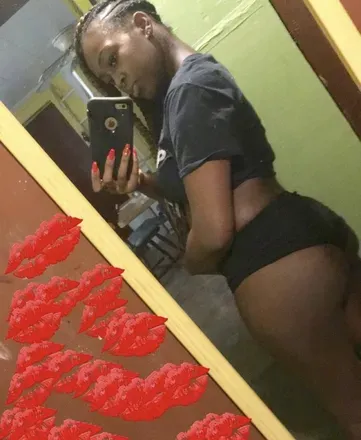 OnlyFans cuenta kisslanddxo avatar 1