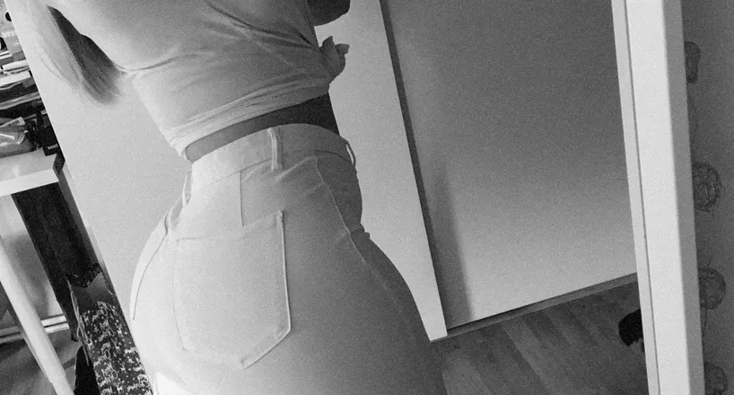 OnlyFans cuenta victoriahoffm header 2