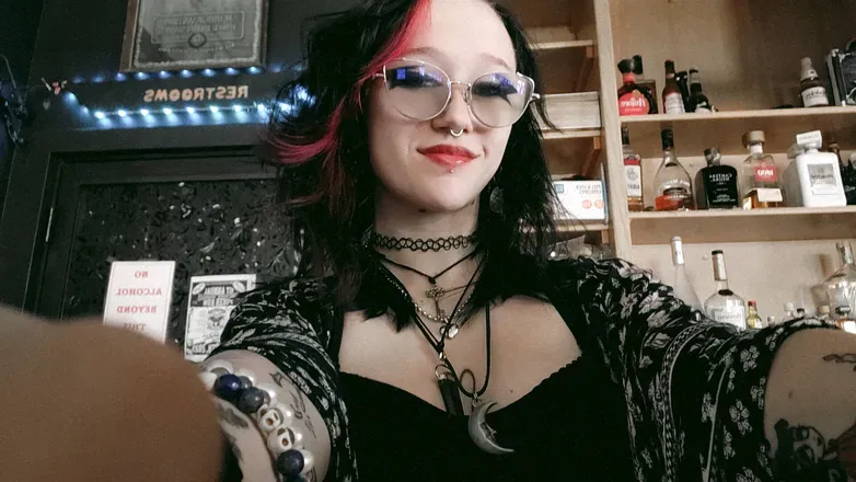 OnlyFans cuenta thatcemeterybabe avatar 1