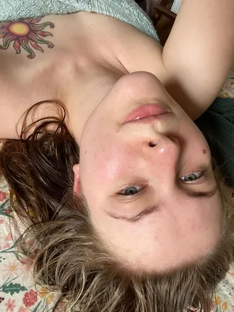 OnlyFans cuenta lizziegetschoked header 2
