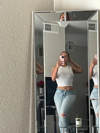 OnlyFans cuenta curlyxdess avatar 1