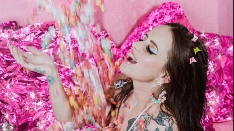 OnlyFans cuenta aurorakorealis header 2