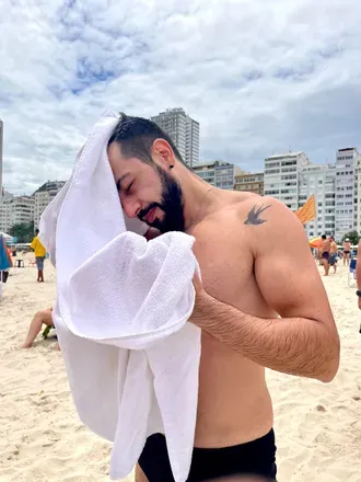 OnlyFans cuenta omeninosirio avatar 1
