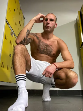 OnlyFans cuenta u262569834 header 2