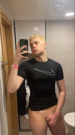 OnlyFans account  estonia20cmxl previous_avatars_1 3