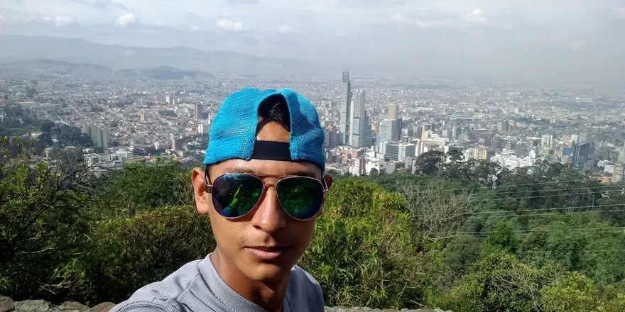 OnlyFans cuenta cesar1102 avatar 1