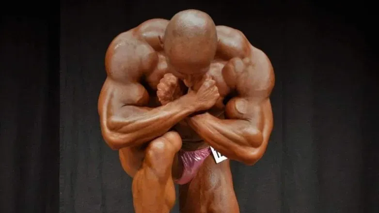 OnlyFans cuenta hot-bodybuilder header 2