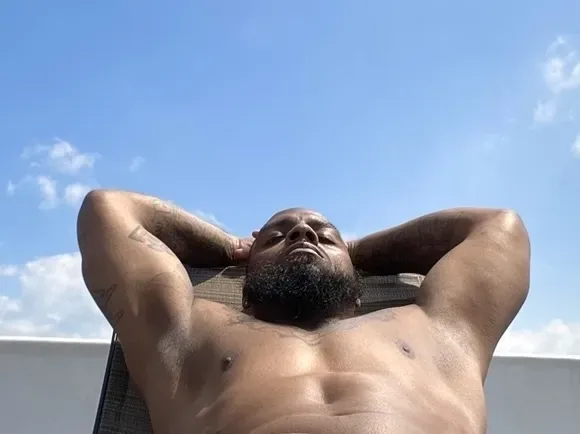 OnlyFans account  j3s_us avatar 1