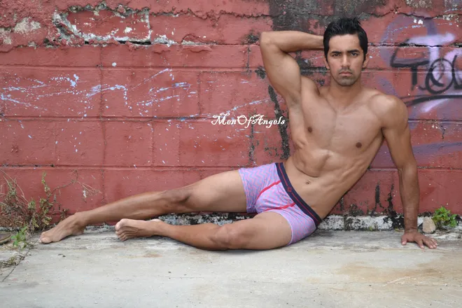 OnlyFans cuenta u206625978 header 2