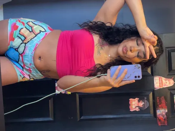 OnlyFans cuenta rechellemarie header 2