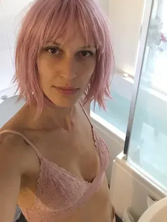 OnlyFans account  manicpixiepenelope avatar 1