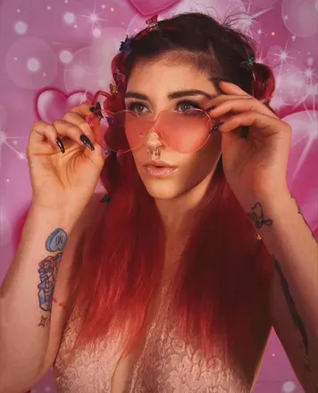OnlyFans account  ivyrosehale avatar 1