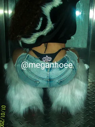 OnlyFans cuenta meganhoee header 2