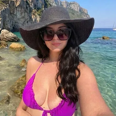 OnlyFans cuenta miiaa18 avatar 1