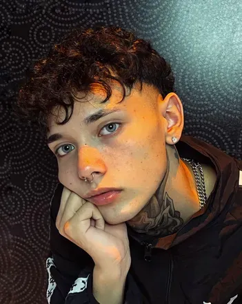 OnlyFans account  alejoonly4 avatar 1