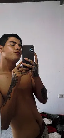 OnlyFans cuenta emmabenitezz header 2