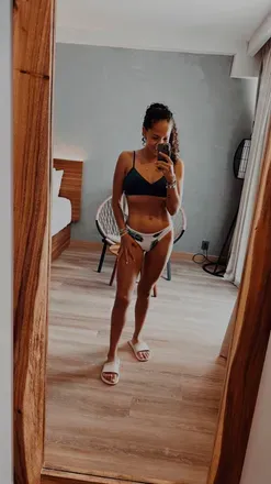 OnlyFans cuenta polecurlygirl avatar 1