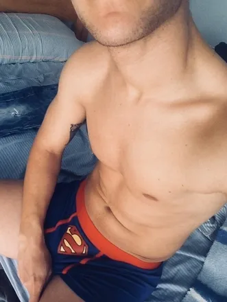 OnlyFans cuenta guiller2_4 header 2