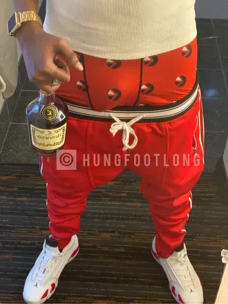 OnlyFans account  hungfootlong avatar 1