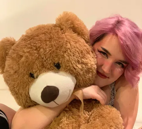 OnlyFans cuenta littlebee_98 header 2