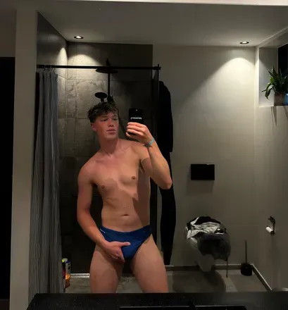 OnlyFans account  levitwin_k avatar 1