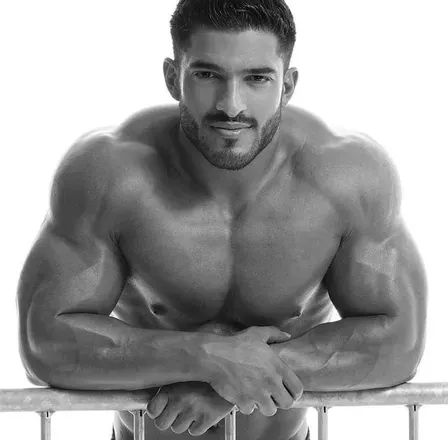 OnlyFans cuenta laroussifit avatar 1