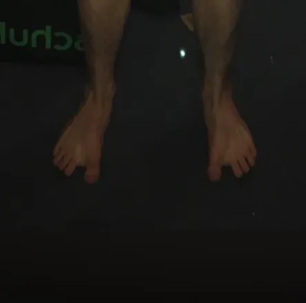 OnlyFans cuenta fishyfeet98 header 2