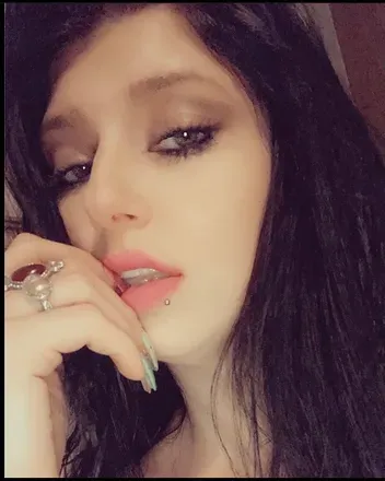 OnlyFans cuenta alay5hia avatar 1