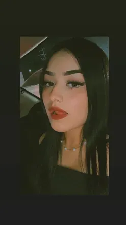 OnlyFans cuenta estefanacovarr3 avatar 1