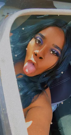 OnlyFans cuenta thickthighry header 2