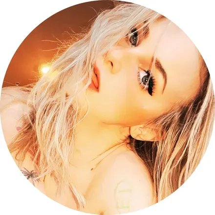 OnlyFans cuenta realfree_vicki avatar 1