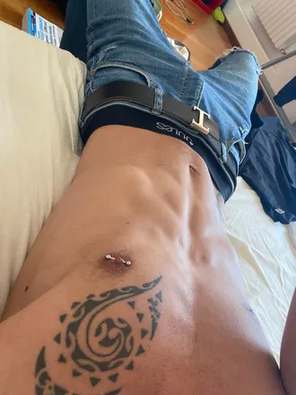OnlyFans cuenta reinwaltofficial header 2