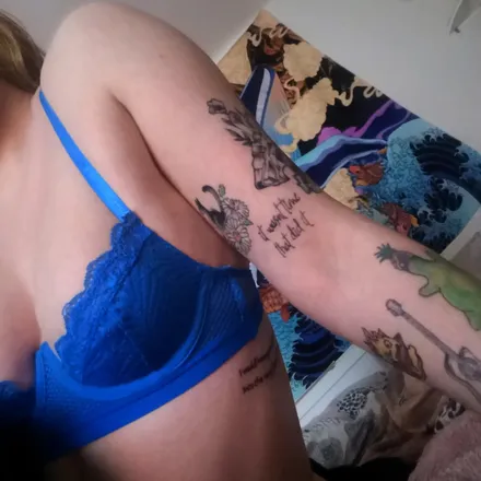 OnlyFans cuenta goddess_aleera header 2