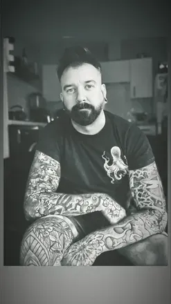 OnlyFans cuenta jamessangerbrown avatar 1