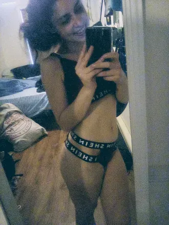 OnlyFans cuenta behindthelifewithaqueen avatar 1