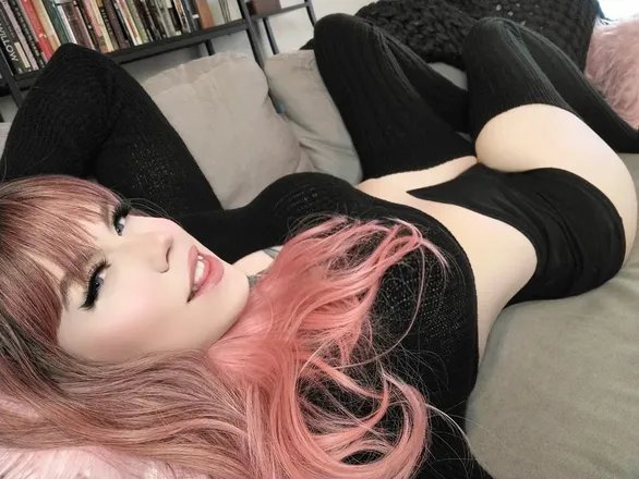 OnlyFans cuenta mochi_butt header 2