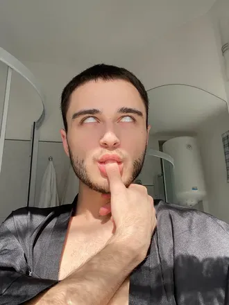 OnlyFans cuenta maximow avatar 1
