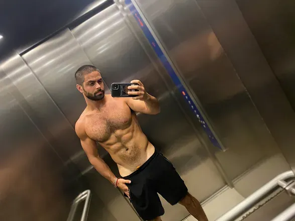 OnlyFans cuenta alecnodre1 avatar 1