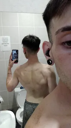 OnlyFans cuenta gian_0018 avatar 1