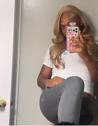OnlyFans account  raqqbratt avatar 1