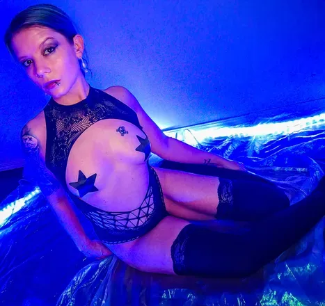 OnlyFans cuenta moxiekivenom avatar 1