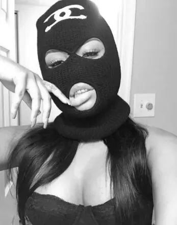 OnlyFans cuenta yaz_pm avatar 1