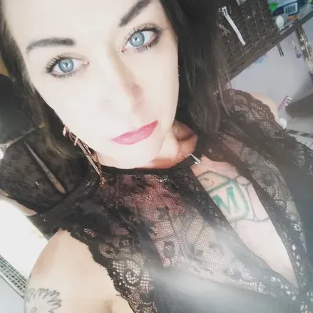 OnlyFans cuenta rhondamountains avatar 1