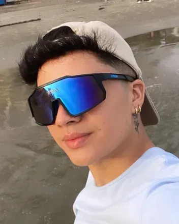 OnlyFans cuenta helianfernando avatar 1