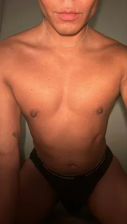 OnlyFans cuenta u121846689 header 2