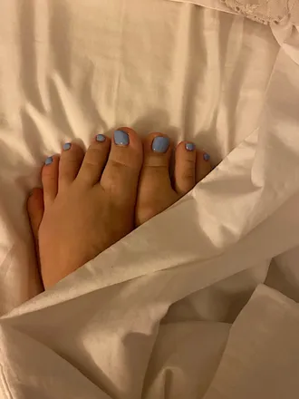 OnlyFans cuenta nursetoes88 header 2
