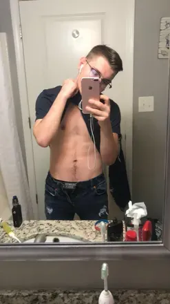OnlyFans cuenta randomguy5636 avatar 1