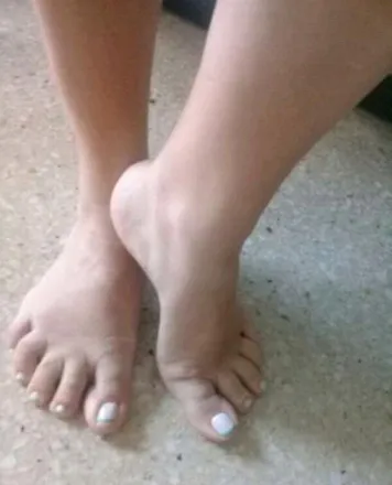 OnlyFans cuenta voragine_feets header 2