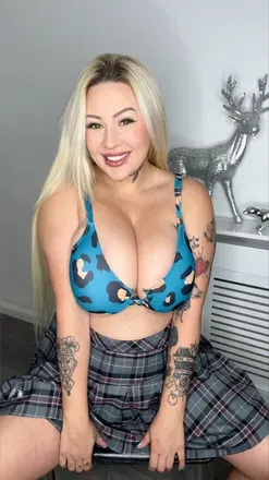 OnlyFans cuenta misshazelheart avatar 1