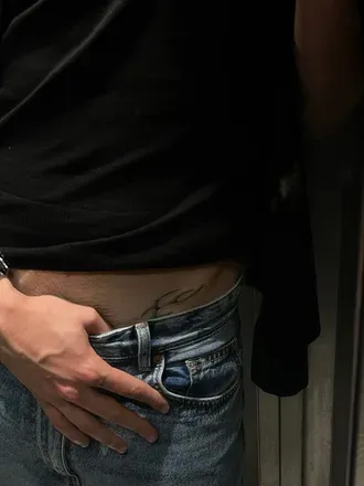 OnlyFans account  riksmrs avatar 1